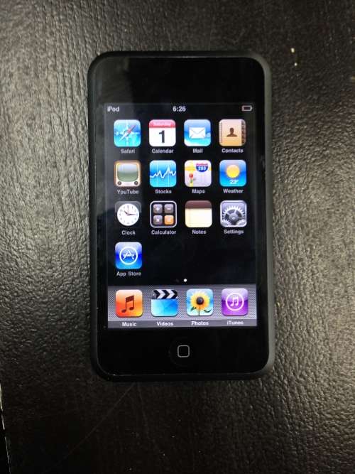 Today Special : Apple iPod touch 16GB With  shoXmaxi